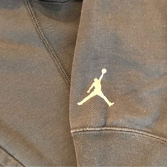 Air Jordan Graphic Pull Over Hoodie Size Large - Picture 3 of 6